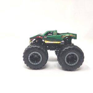 Hot Wheels Monster Trucks Snake Bite Vinny Venom 1:64 2021 Crash Legends (sm10)